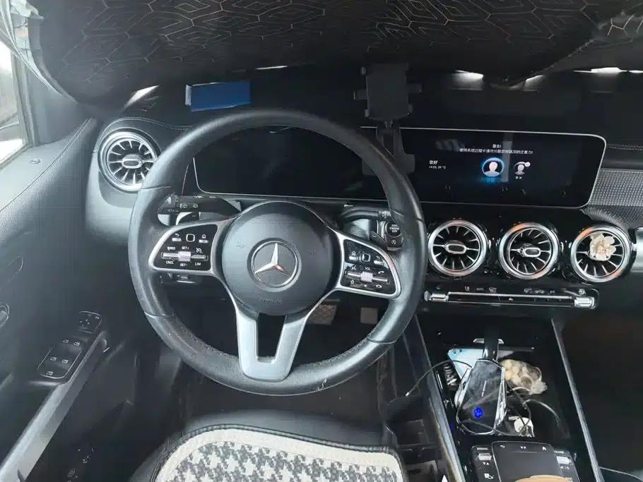 Mercedes-Benz GLB 2020 Facelift GLB 200 Fashion Model — миниатюра 15