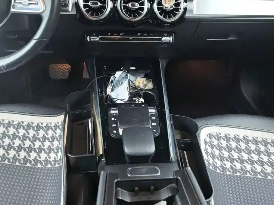 Mercedes-Benz GLB 2020 Facelift GLB 200 Fashion Model — миниатюра 16