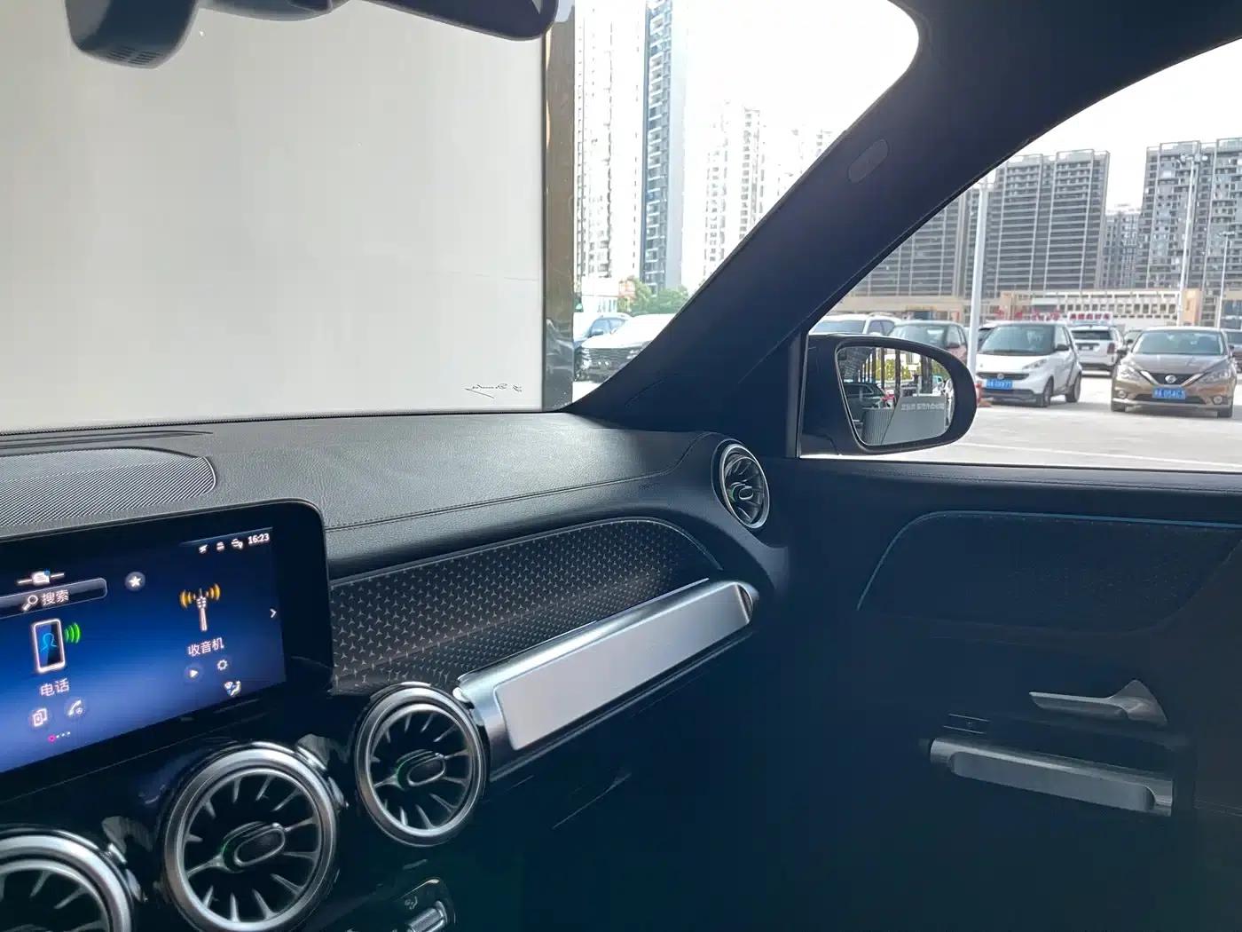 2024 Mercedes-Benz GLB Facelift GLB 220 Dynamic — миниатюра 18
