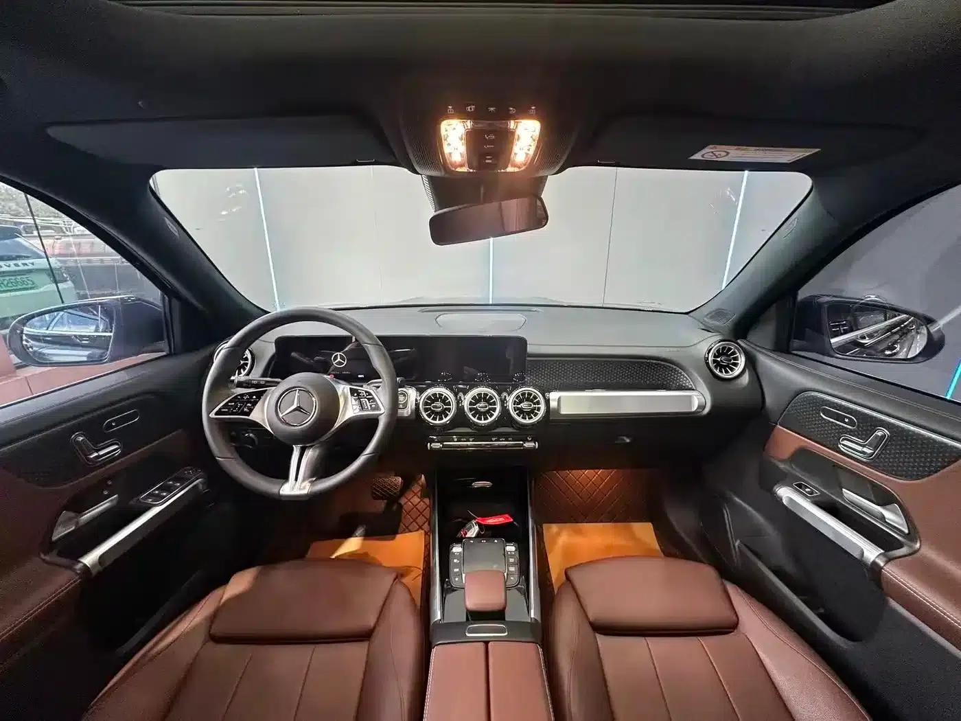 Mercedes-Benz GLB 2024 Model GLB 220 Fashion Edition — миниатюра 9