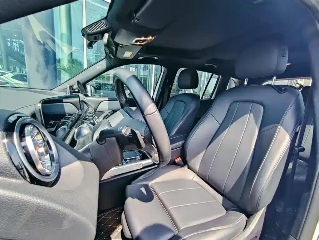 Mercedes-Benz GLB 2022 Fashion Edition — миниатюра 11