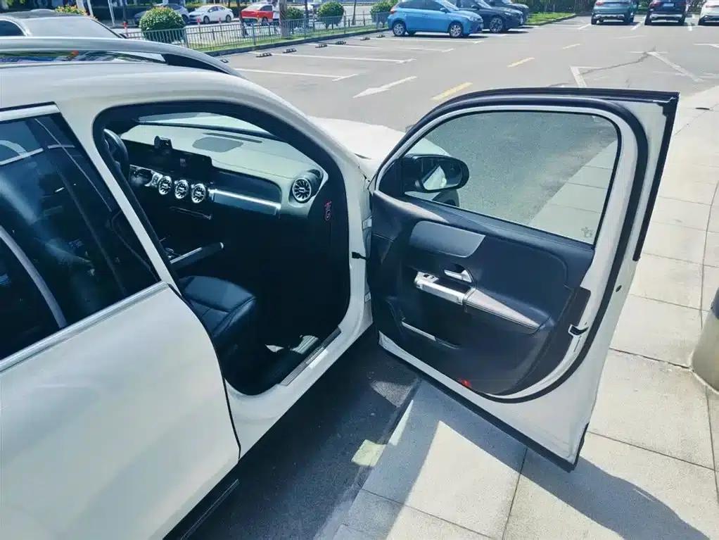 Mercedes-Benz GLB 2022 Fashion Edition — миниатюра 22