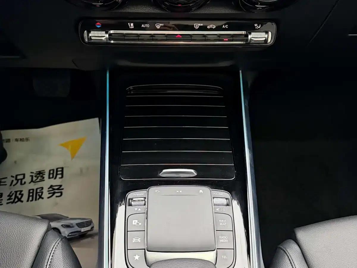 Mercedes-Benz GLB 2020 Facelift GLB 200 Dynamic — миниатюра 24