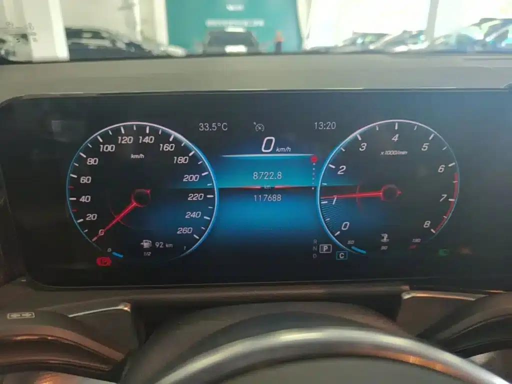Mercedes-Benz GLB 2021 Fashion Edition — миниатюра 12
