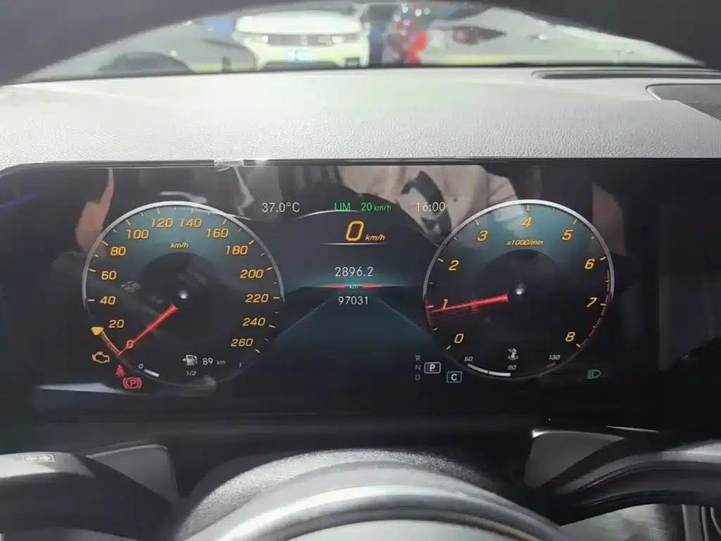Mercedes-Benz GLB 2021 Fashion Edition — миниатюра 12