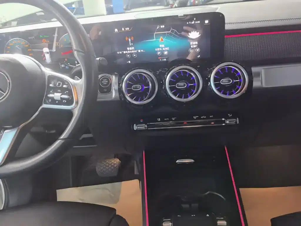 Mercedes-Benz GLB 2021 Fashion Edition — миниатюра 14