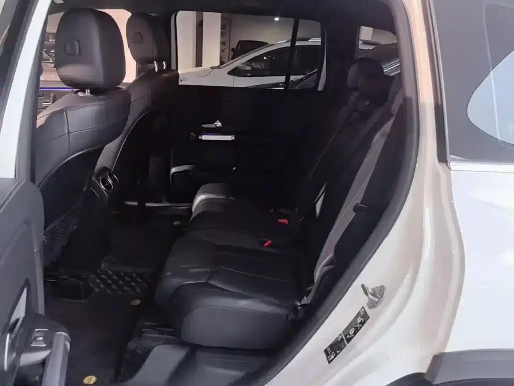 Mercedes-Benz GLB 2021 Fashion Edition — миниатюра 17