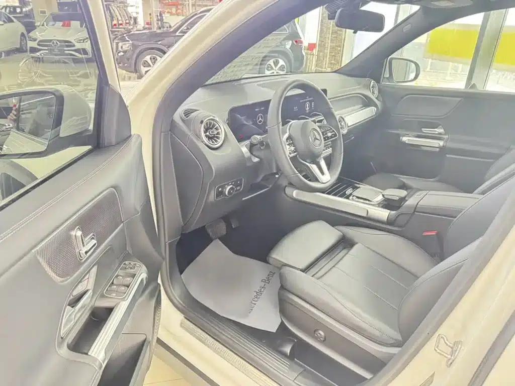 2022 Mercedes-Benz GLB 200 Dynamic — миниатюра 11