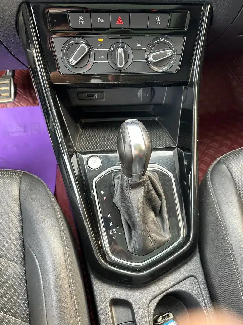 Jetta VS7 2021 Black Edition 1.4T Automatic Glory Model — миниатюра 9
