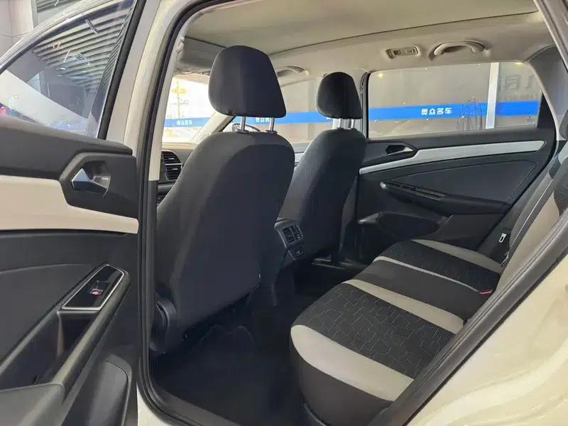 Jetta VS7 2023 280TSI Automatic Entry-Level Edition — миниатюра 11