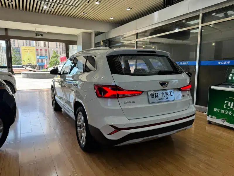 Jetta VS7 2023 280TSI Automatic Entry-Level Edition — миниатюра 4