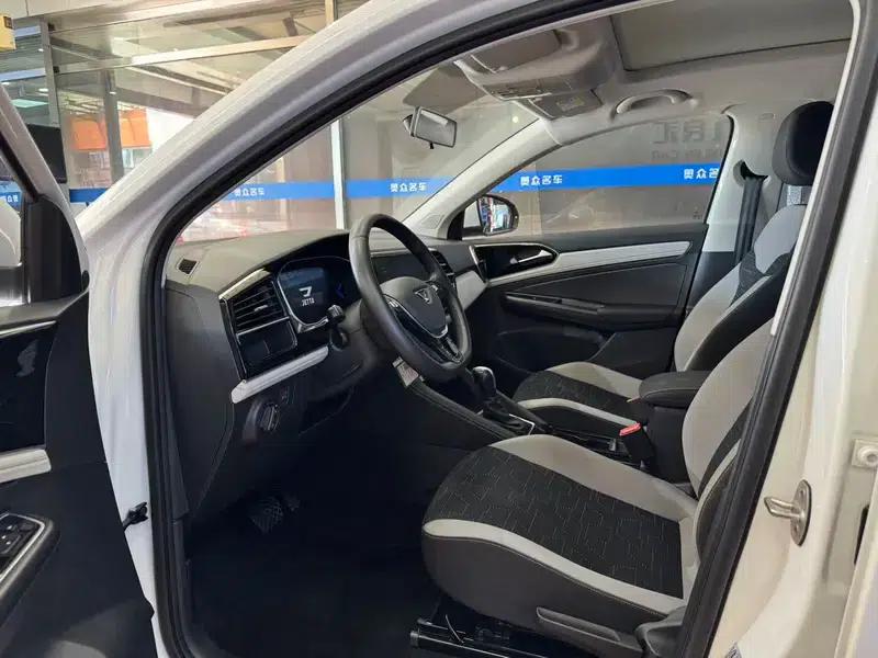 Jetta VS7 2023 280TSI Automatic Entry-Level Edition — миниатюра 10
