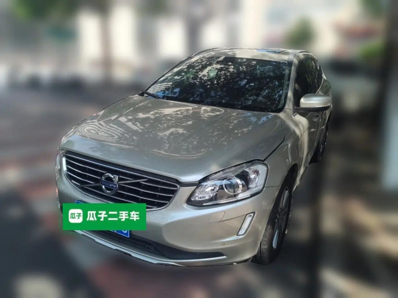 Volvo XC60 2017 T5 AWD Smart Upgrade Edition — миниатюра 1