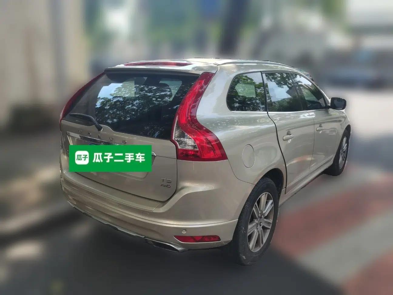 Volvo XC60 2017 T5 AWD Smart Upgrade Edition — миниатюра 6