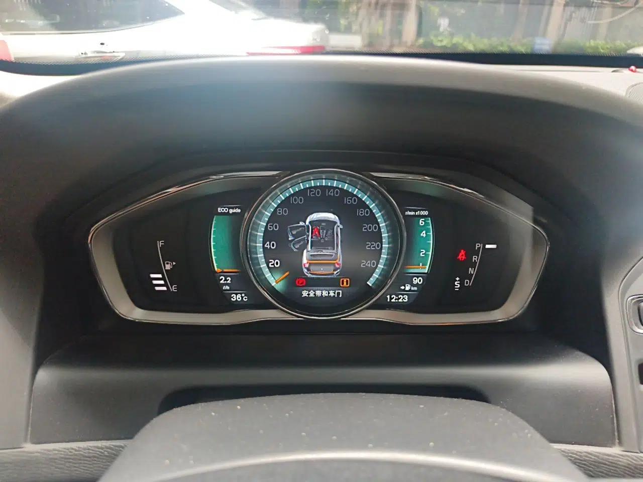 Volvo XC60 2015 T5 AWD Smart Drive Edition — миниатюра 11