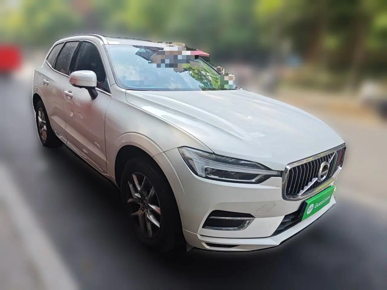 Volvo XC60 2021 T5 4x4 Smart Luxury Edition — миниатюра 3