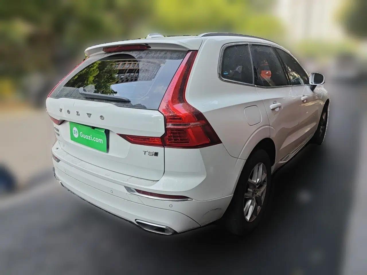 Volvo XC60 2021 T5 4x4 Smart Luxury Edition — миниатюра 6