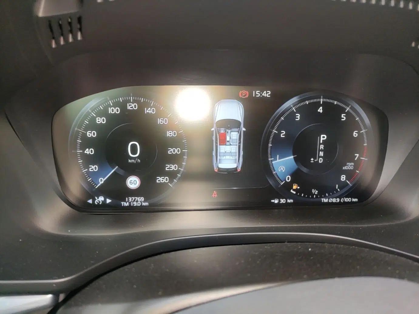 Volvo XC60 2020 T5 4x4 Smart Luxury Edition — миниатюра 14