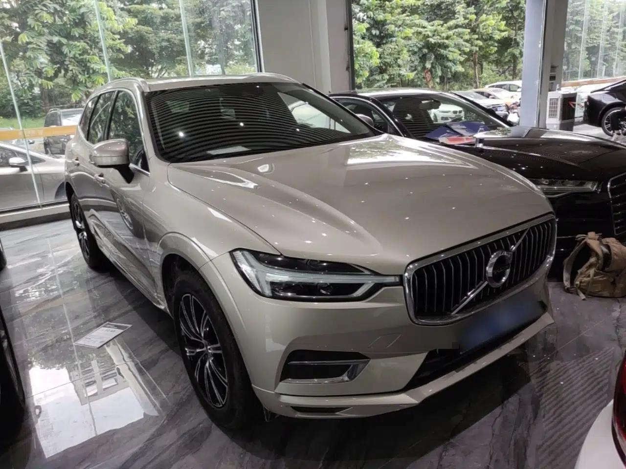 Volvo XC60 2020 T5 4x4 Smart Luxury Edition — миниатюра 3