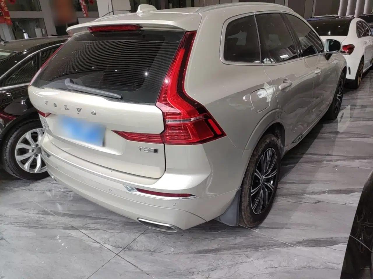 Volvo XC60 2020 T5 4x4 Smart Luxury Edition — миниатюра 6