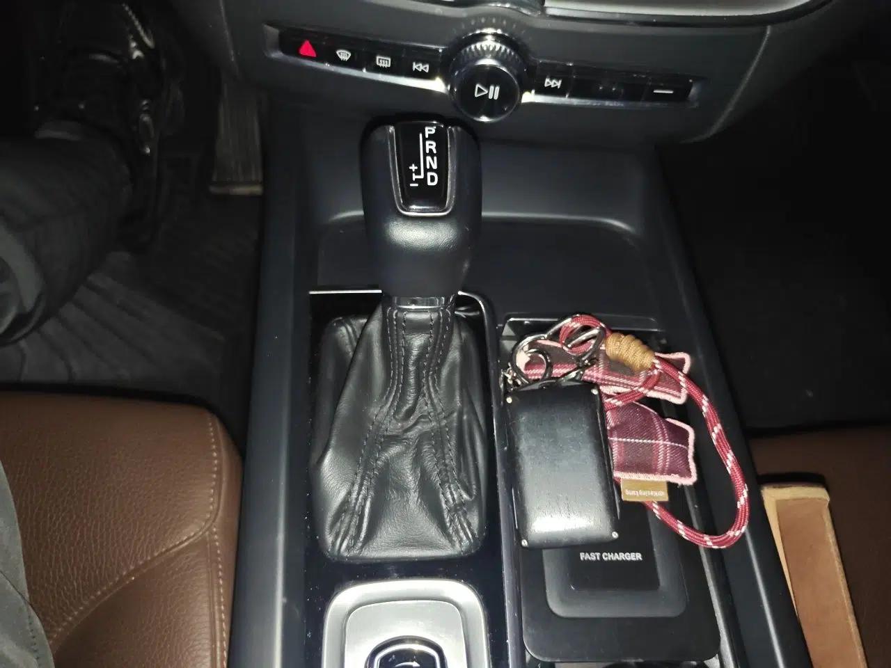 Volvo XC60 2019 T5 4x4 Smart Edition China V Standard — миниатюра 14