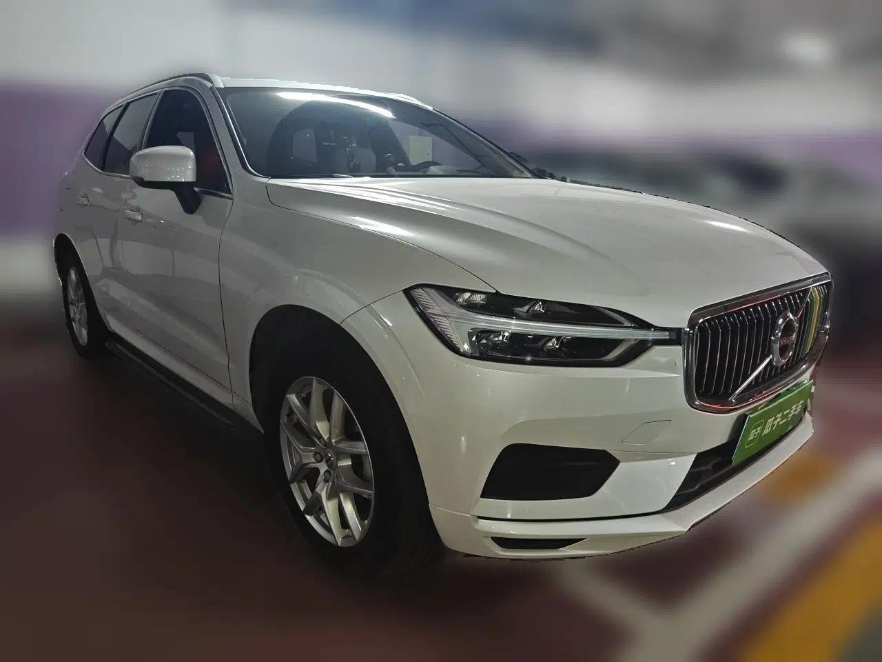 Volvo XC60 2019 T5 4x4 Smart Edition China V Standard — миниатюра 3