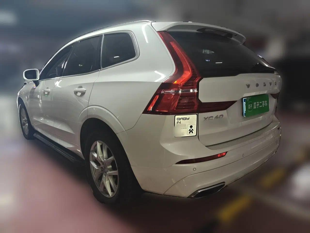 Volvo XC60 2019 T5 4x4 Smart Edition China V Standard — миниатюра 4