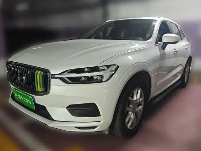 Volvo XC60 2019 T5 4x4 Smart Edition China V Standard