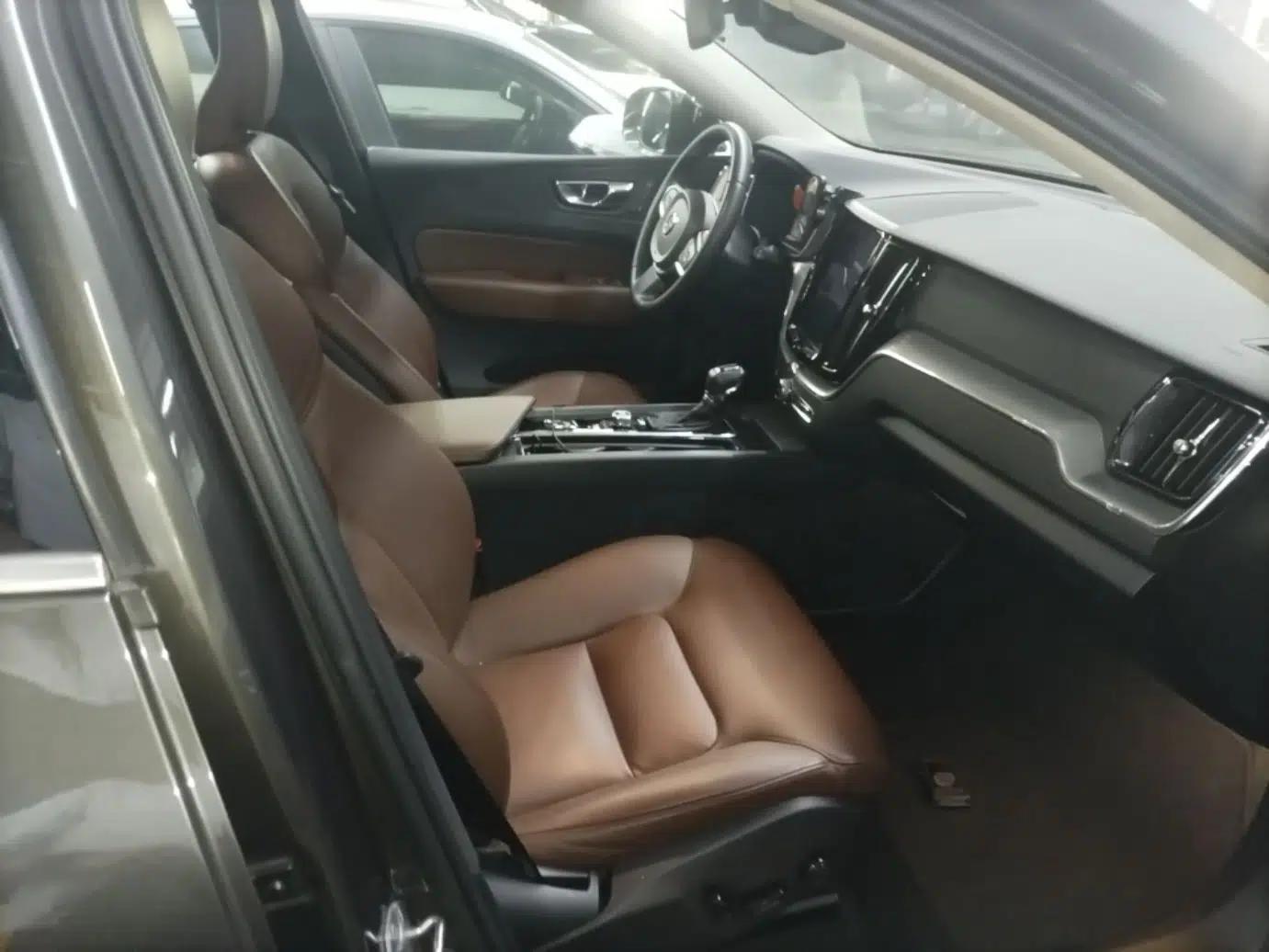 Volvo XC60 2019 T5 4x4 Smart Edition China VI Standard — миниатюра 19