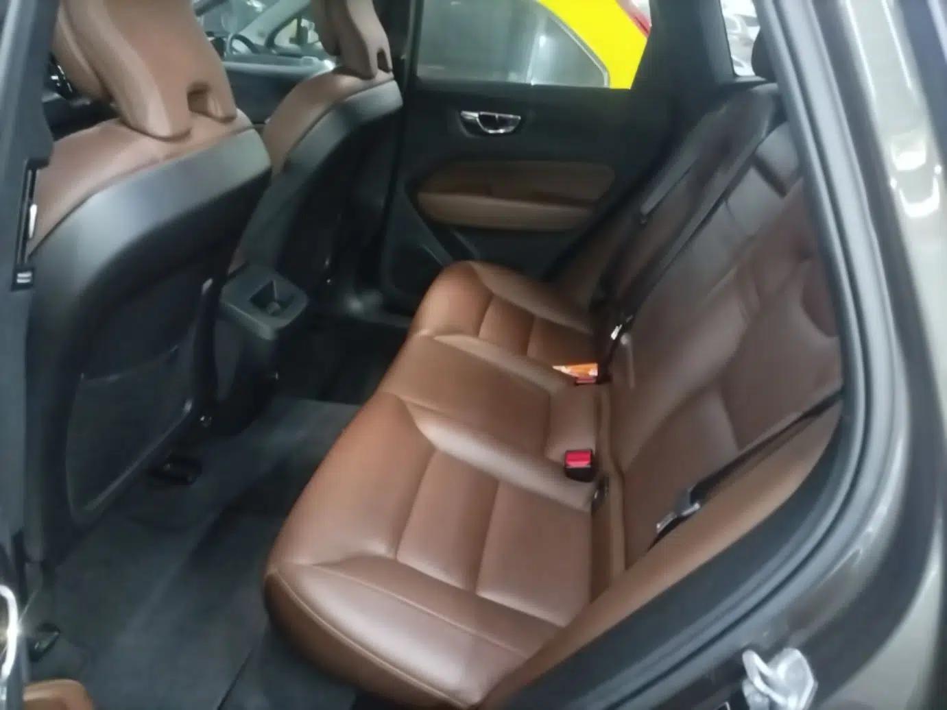 Volvo XC60 2019 T5 4x4 Smart Edition China VI Standard — миниатюра 20