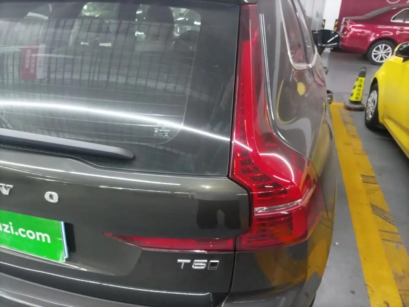 Volvo XC60 2019 T5 4x4 Smart Edition China VI Standard — миниатюра 9
