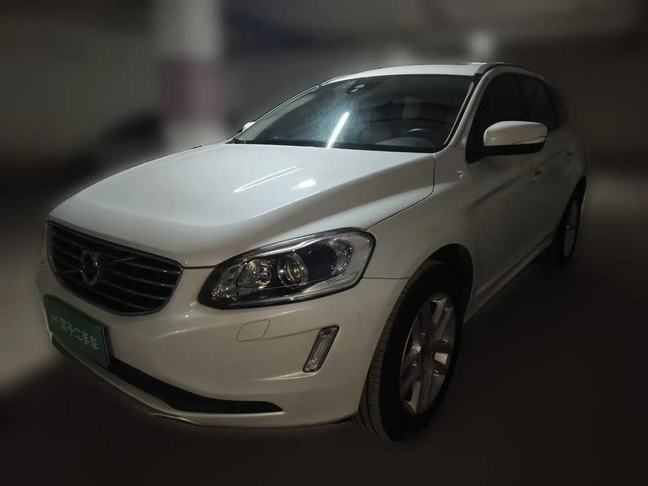 Volvo XC60 2017 T5 Smart Upgrade Edition — миниатюра 1