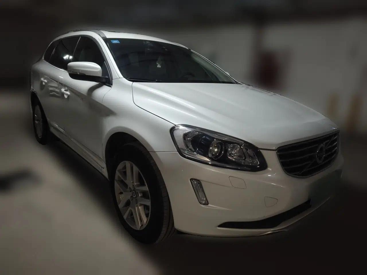 Volvo XC60 2017 T5 Smart Upgrade Edition — миниатюра 3