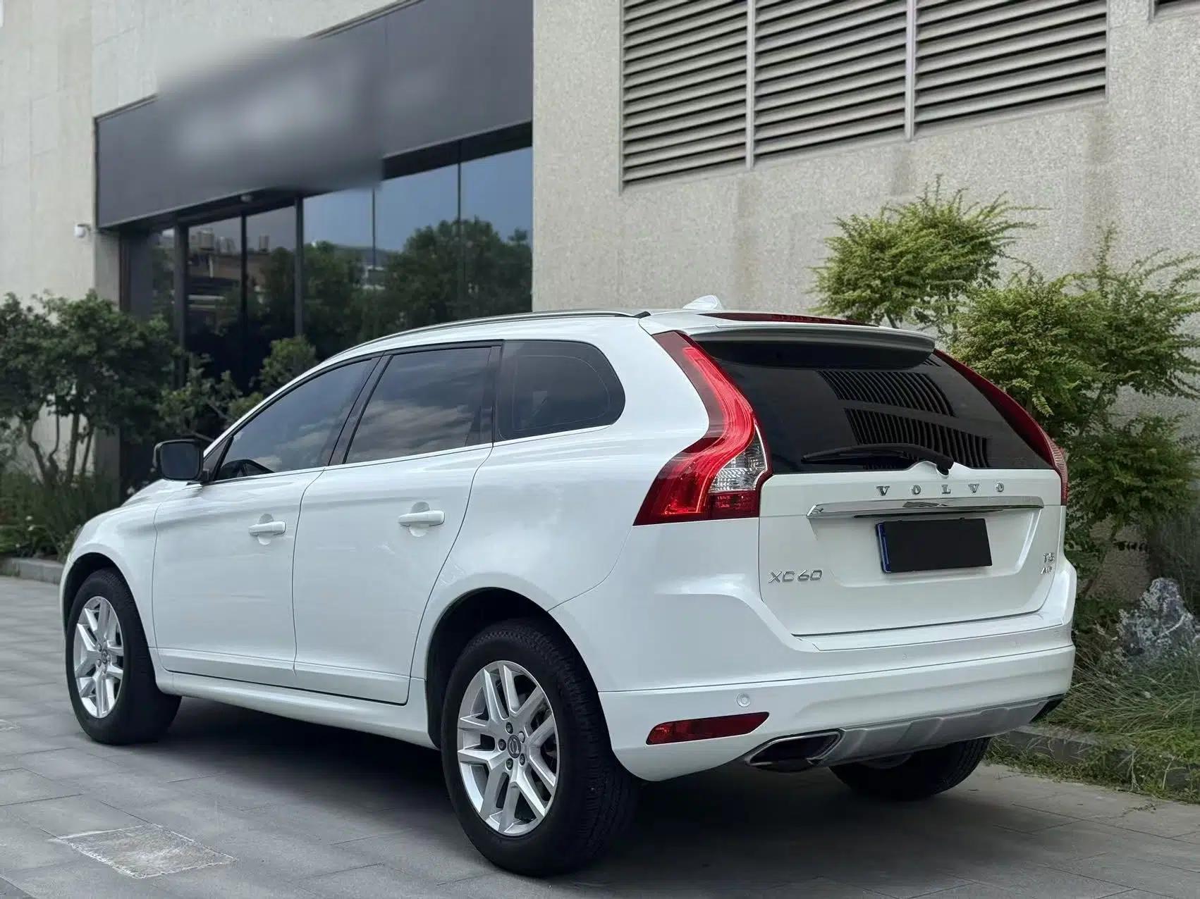 Volvo XC60 2017 T5 AWD Smart Upgrade Model — миниатюра 15