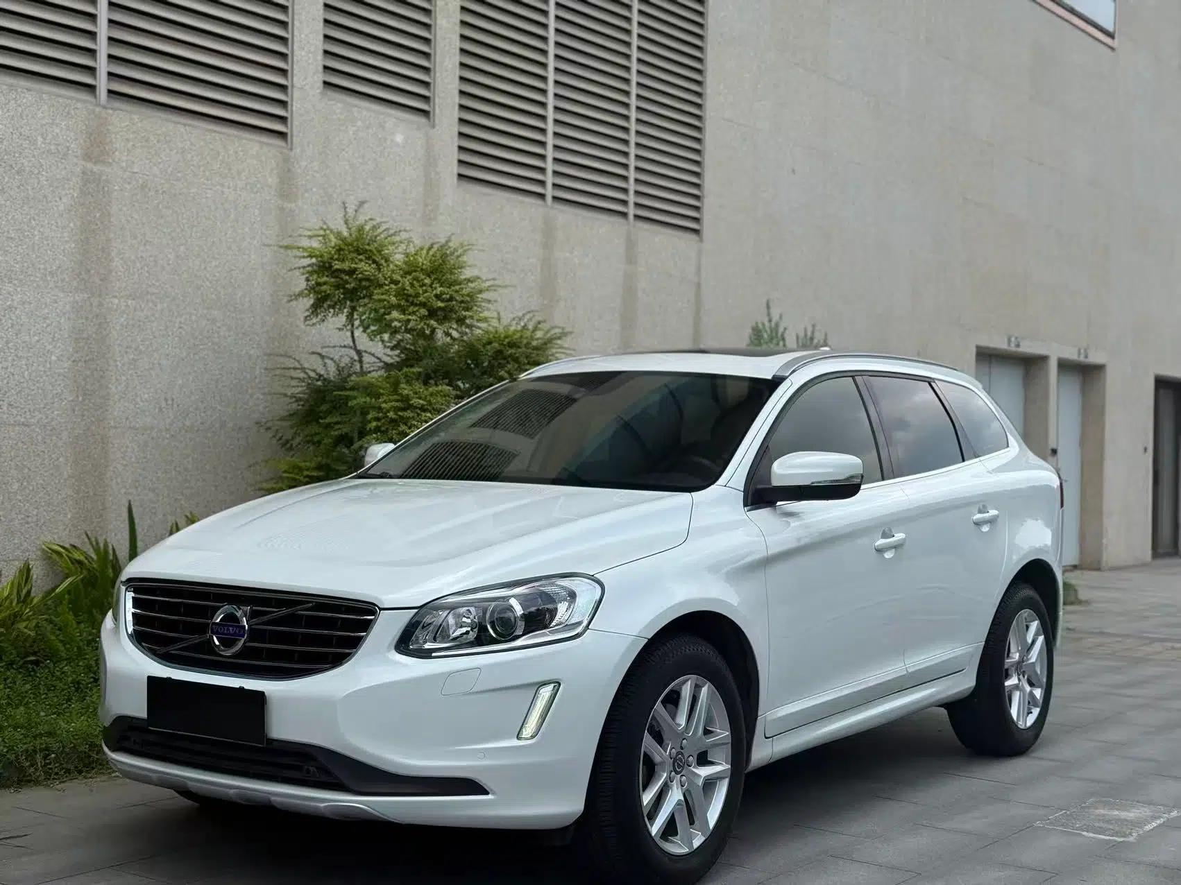 Volvo XC60 2017 T5 AWD Smart Upgrade Model — миниатюра 8