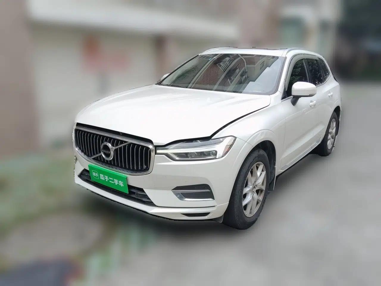 Volvo XC60 2021 T5 4x4 Smart Luxury Edition — миниатюра 1