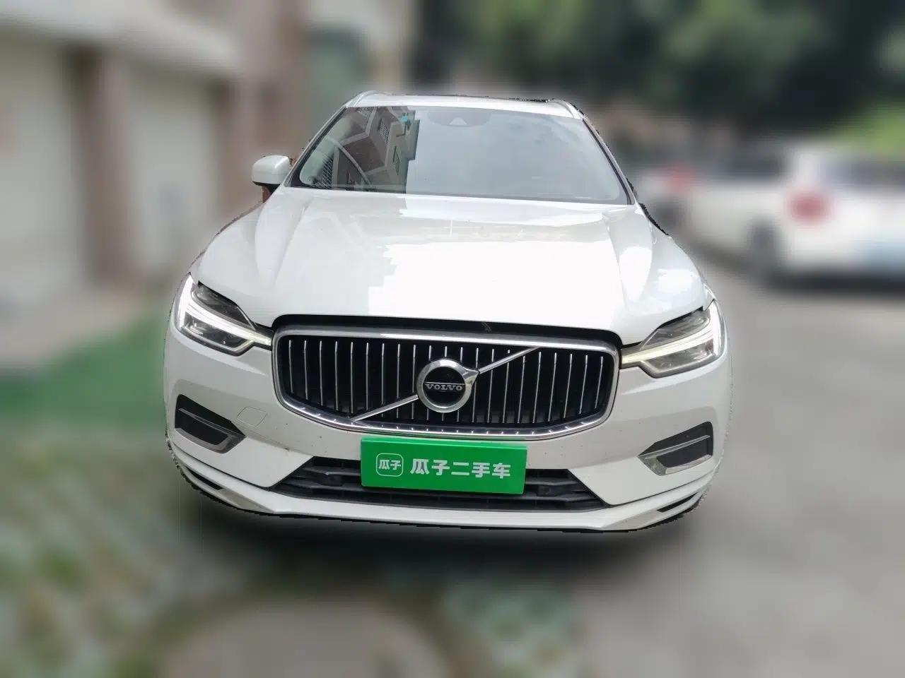 Volvo XC60 2021 T5 4x4 Smart Luxury Edition — миниатюра 2
