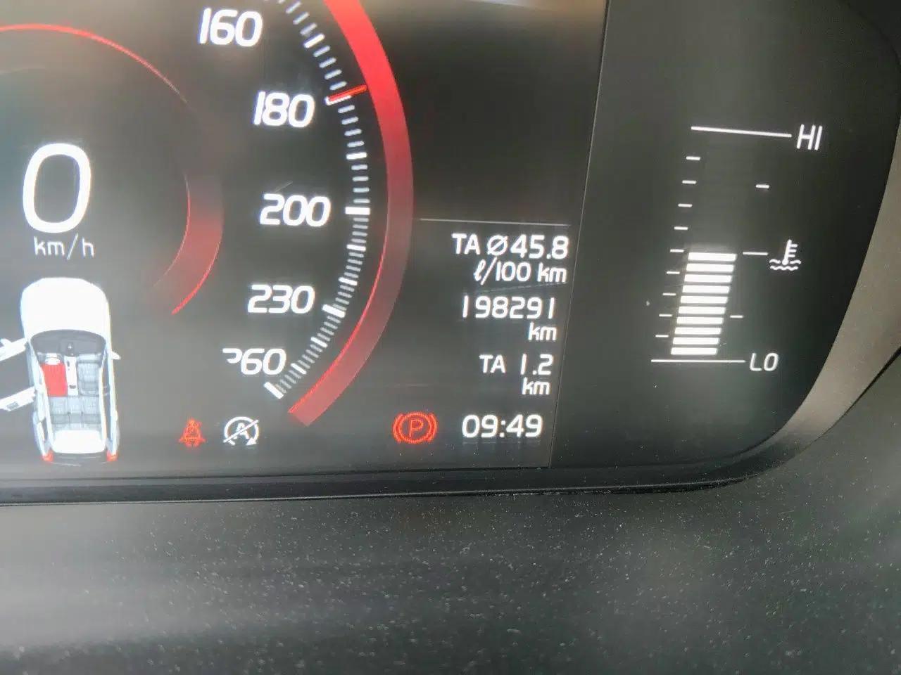 Volvo XC60 2021 T5 4x4 Smart Luxury Edition — миниатюра 12
