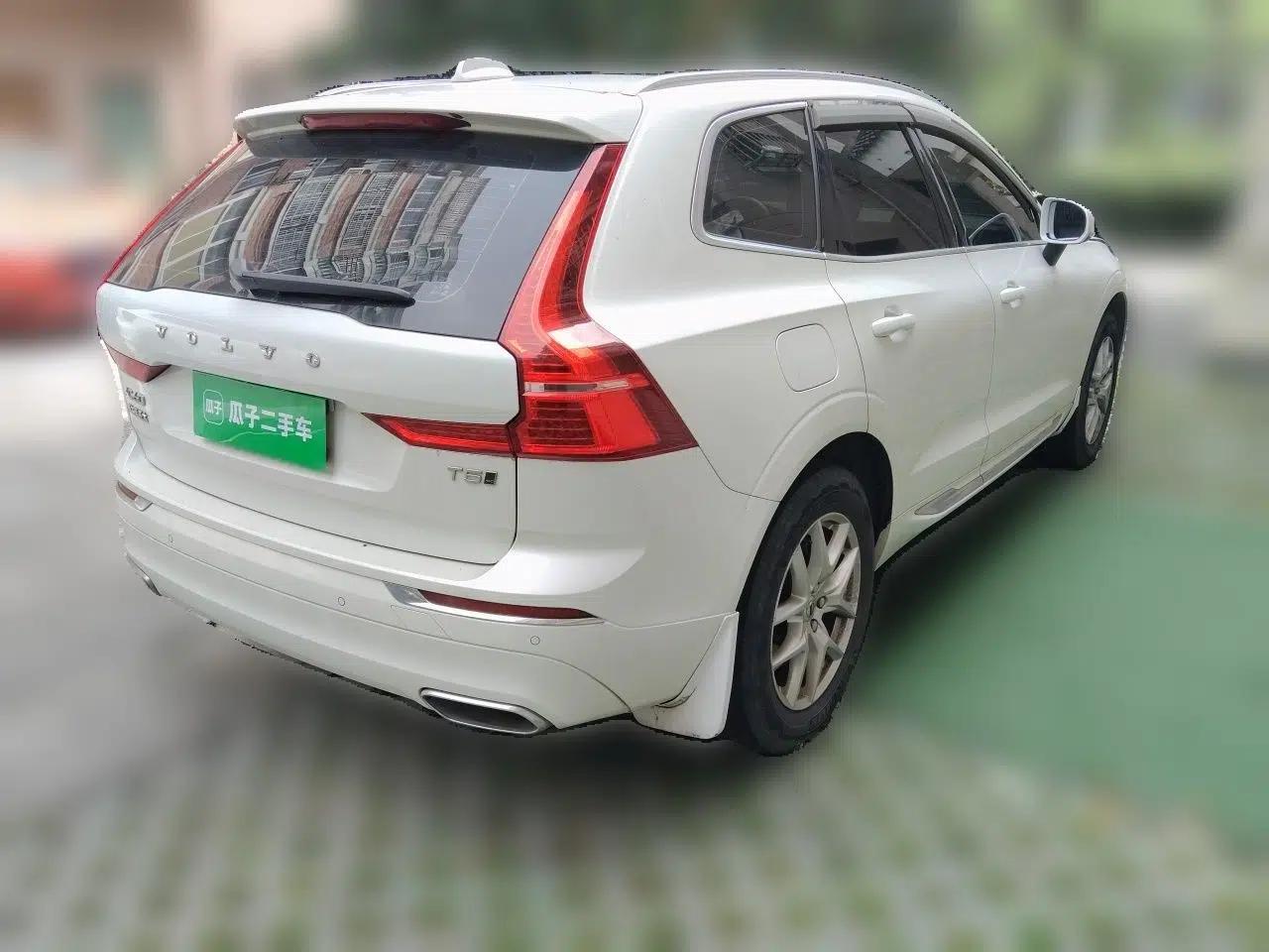 Volvo XC60 2021 T5 4x4 Smart Luxury Edition — миниатюра 6