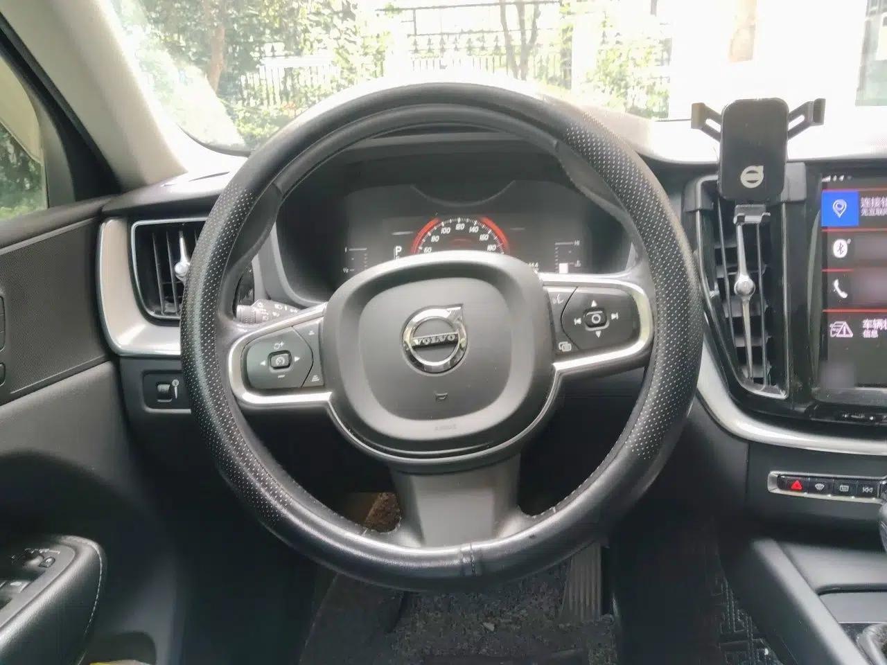 Volvo XC60 2021 T5 4x4 Smart Luxury Edition — миниатюра 10