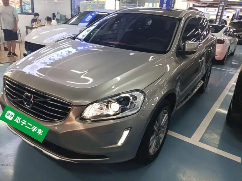 Volvo XC60 2016 T5 Smart Version — миниатюра 1
