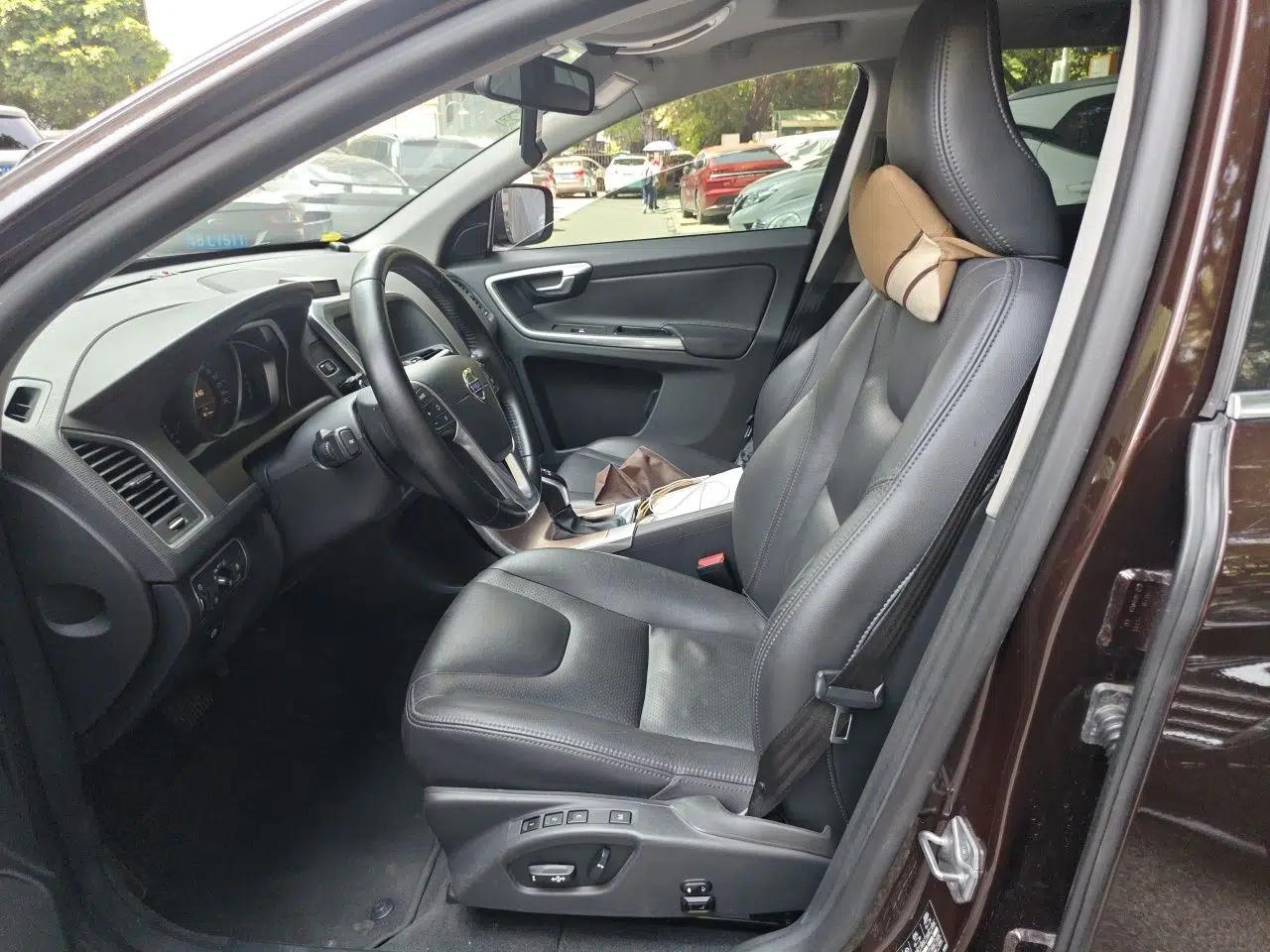 Volvo XC60 2016 T5 Smart Version — миниатюра 15