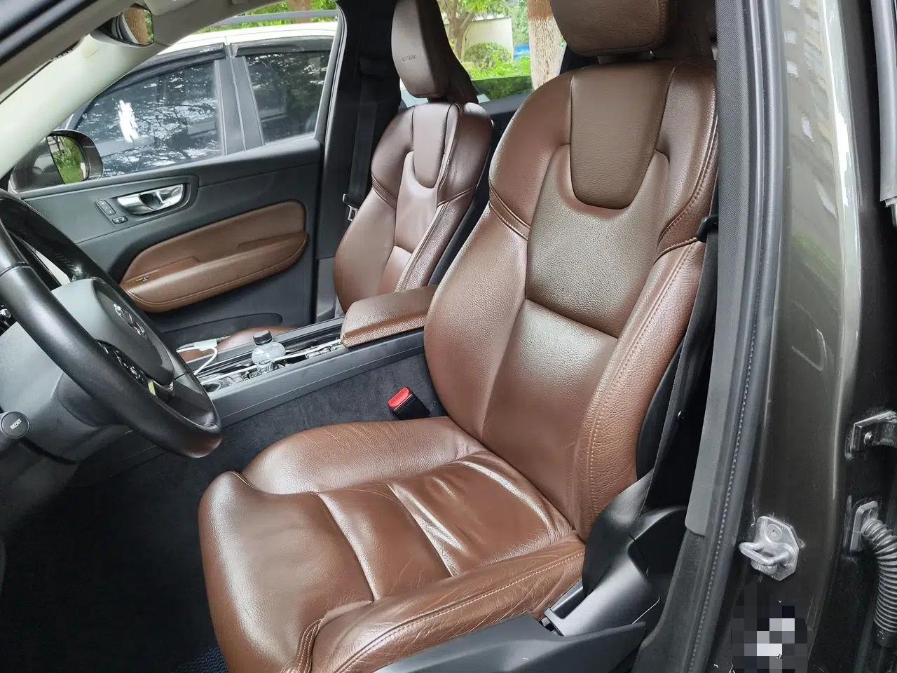 Volvo XC60 2020 T5 4x4 Smart Luxury Edition — миниатюра 15