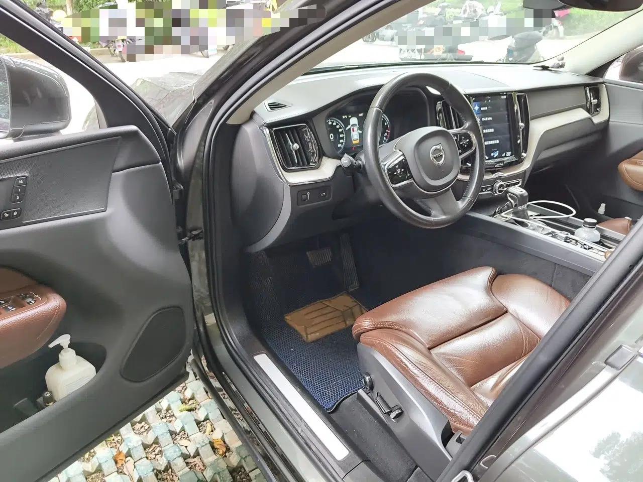 Volvo XC60 2020 T5 4x4 Smart Luxury Edition — миниатюра 16