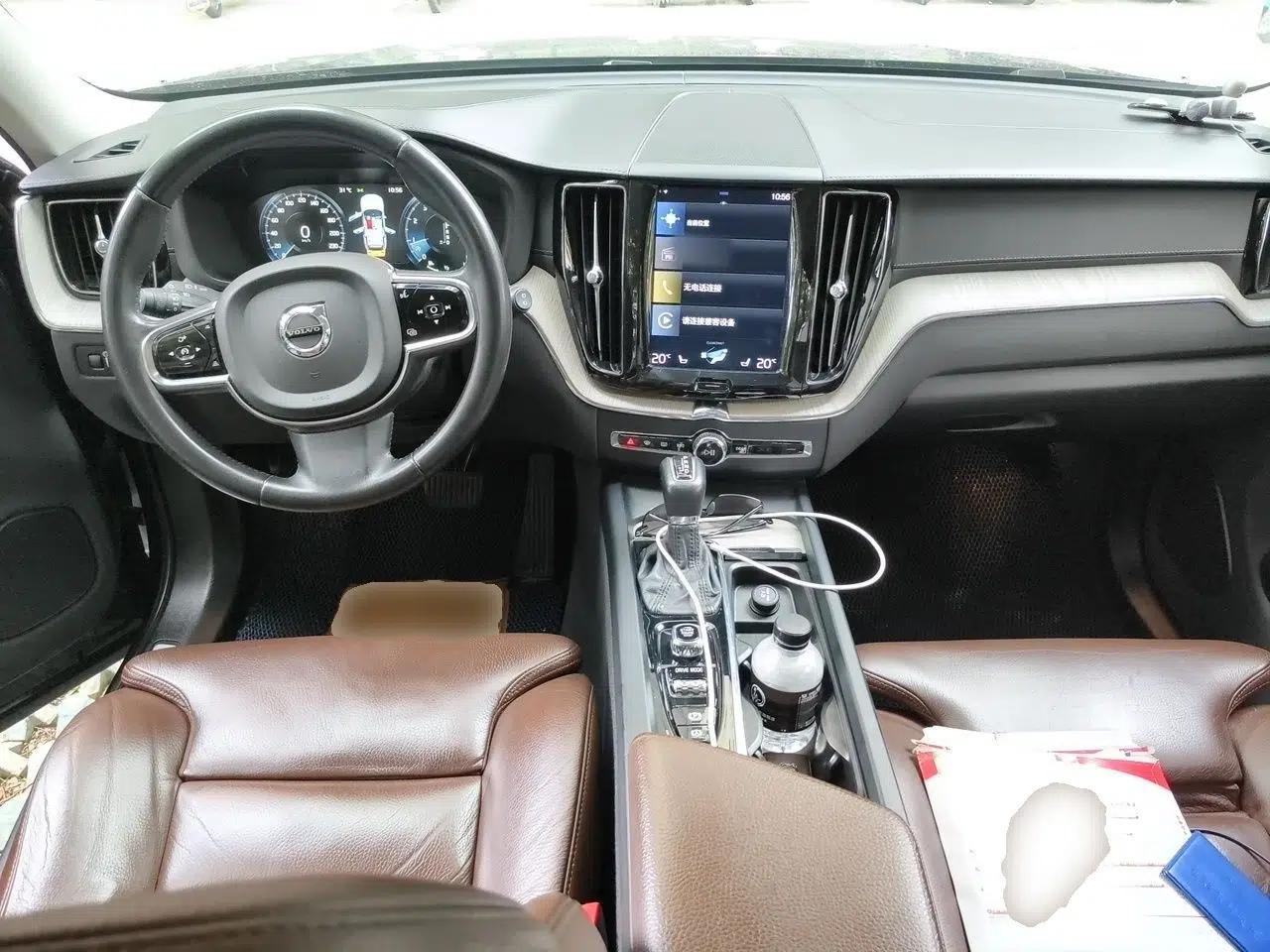 Volvo XC60 2020 T5 4x4 Smart Luxury Edition — миниатюра 9