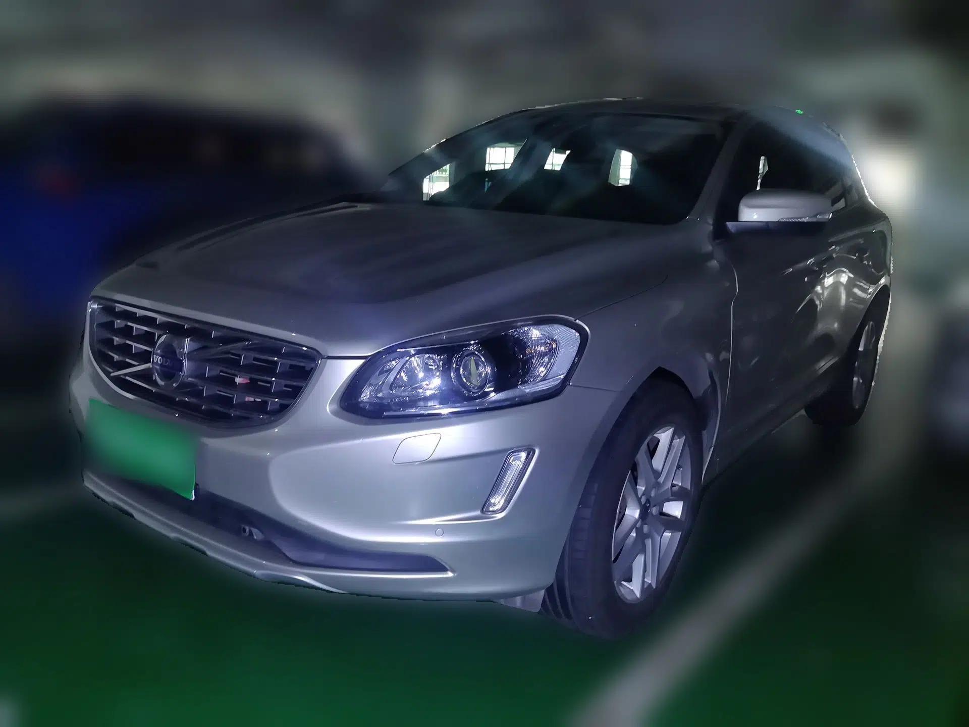 Volvo XC60 2017 T5 Smart Upgrade Edition — миниатюра 1
