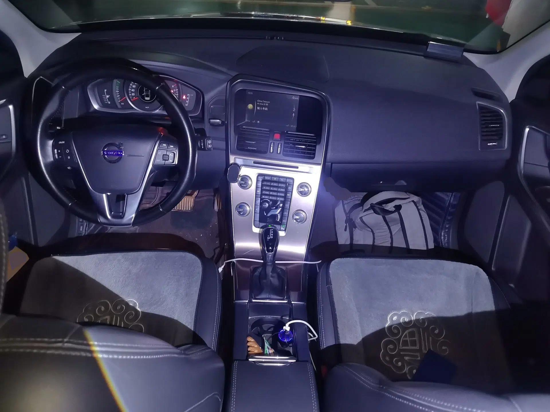Volvo XC60 2017 T5 Smart Upgrade Edition — миниатюра 9