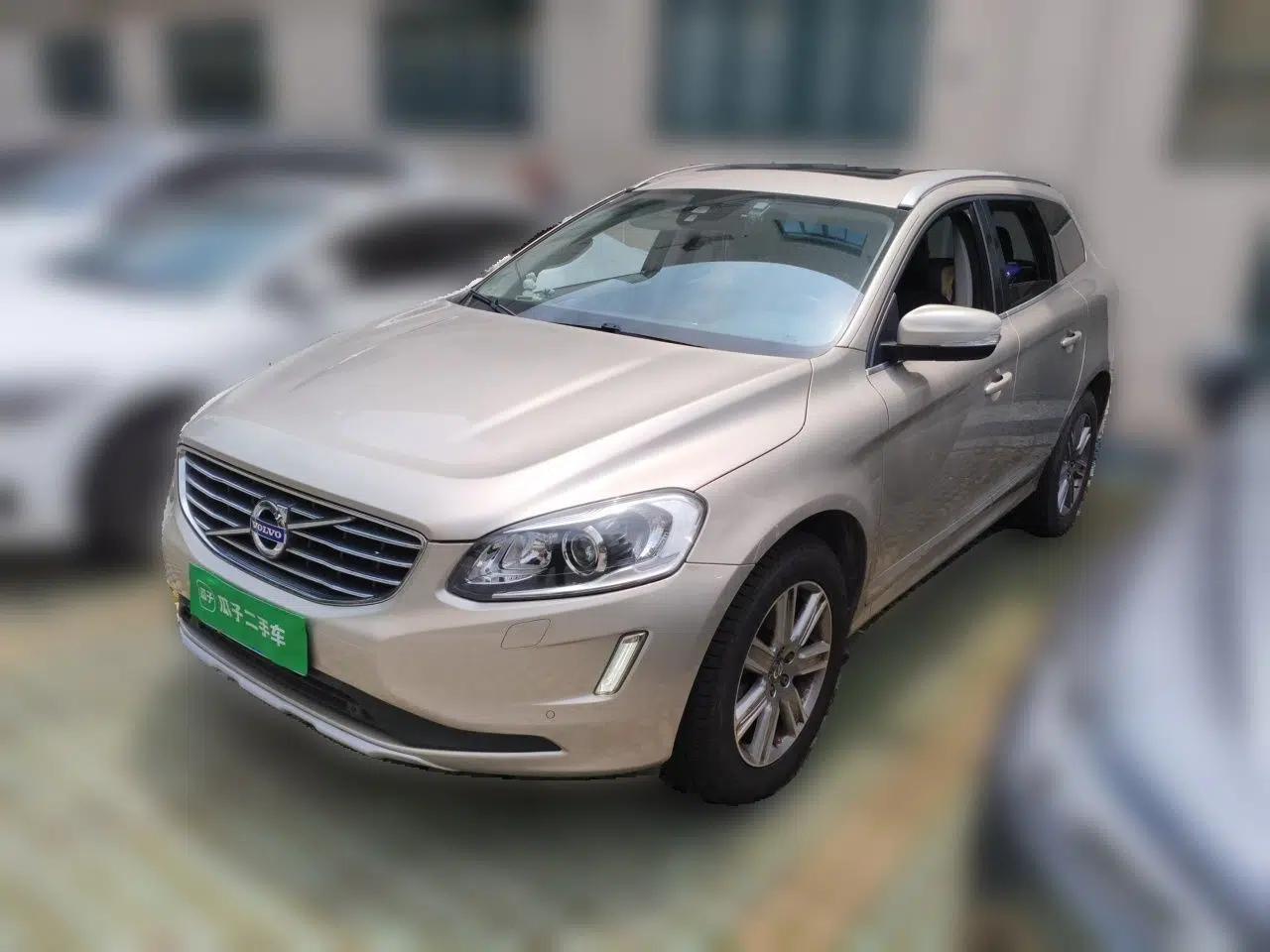 Volvo XC60 2017 T5 AWD Smart Upgrade Edition — миниатюра 1