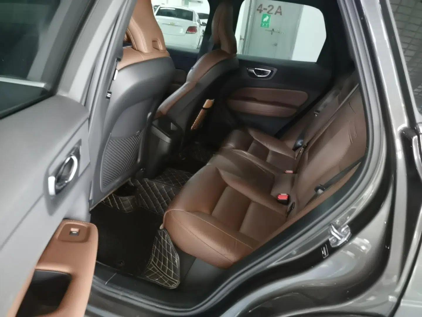 Volvo XC60 2021 T5 4x4 Smart Luxury Edition — миниатюра 20