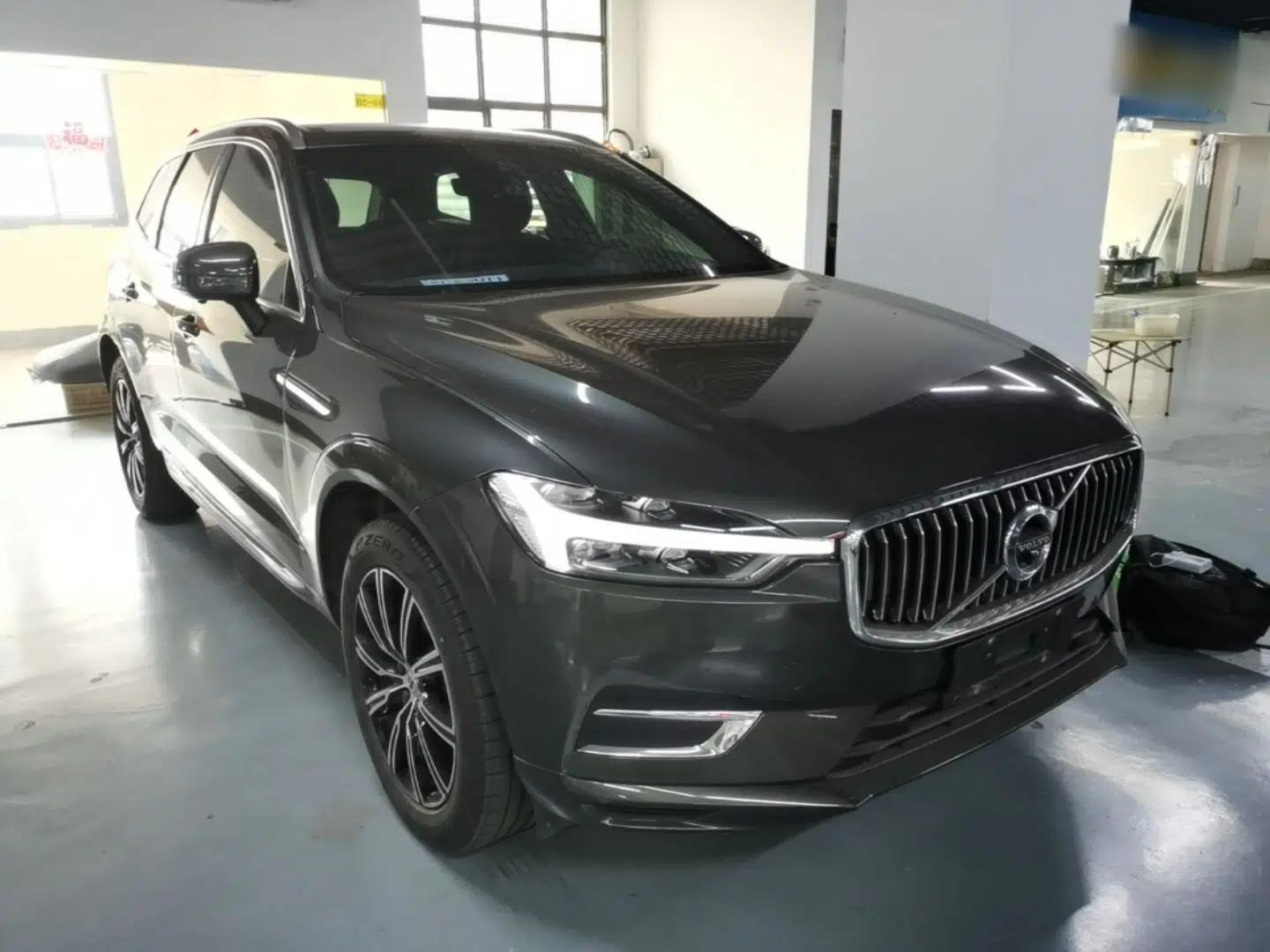 Volvo XC60 2021 T5 4x4 Smart Luxury Edition — миниатюра 3